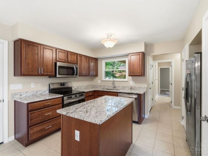 9672 Placid Drive, West Chester, OH 45241 Photo 13
