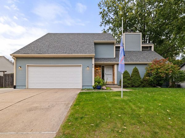 813 52nd Place , West Des Moines, IA 50265