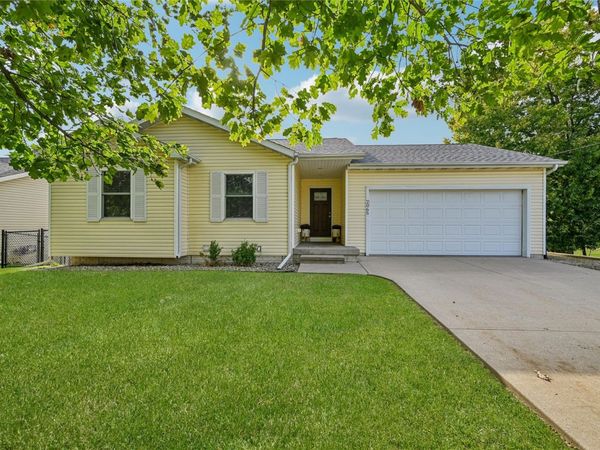 2065 High Drive SE, Cedar Rapids, IA 52403