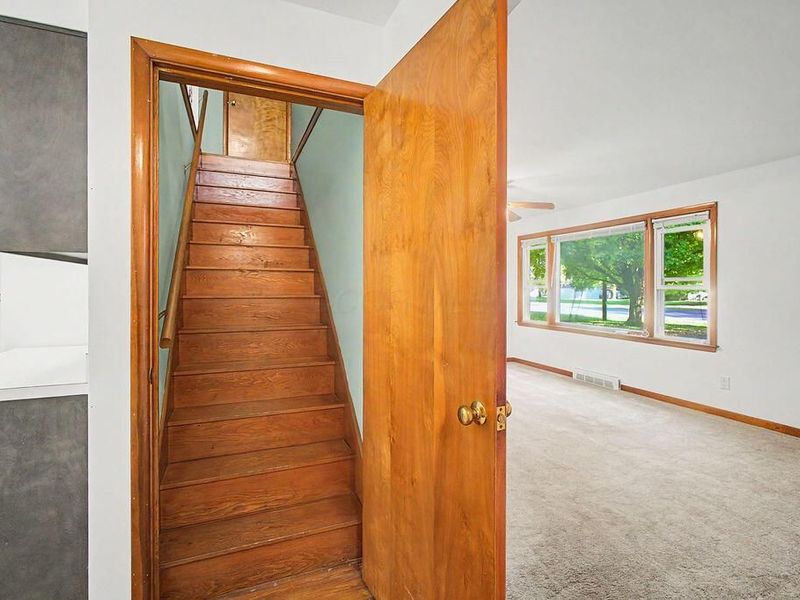 83 Mount Vernon Avenue, Fredericktown, OH 43019 Photo 21