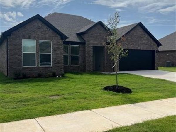 1910 Hahn Street, Pea Ridge, AR 72751