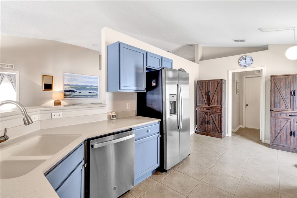 107 Morgan Circle, Sebastian, FL 32958 Photo