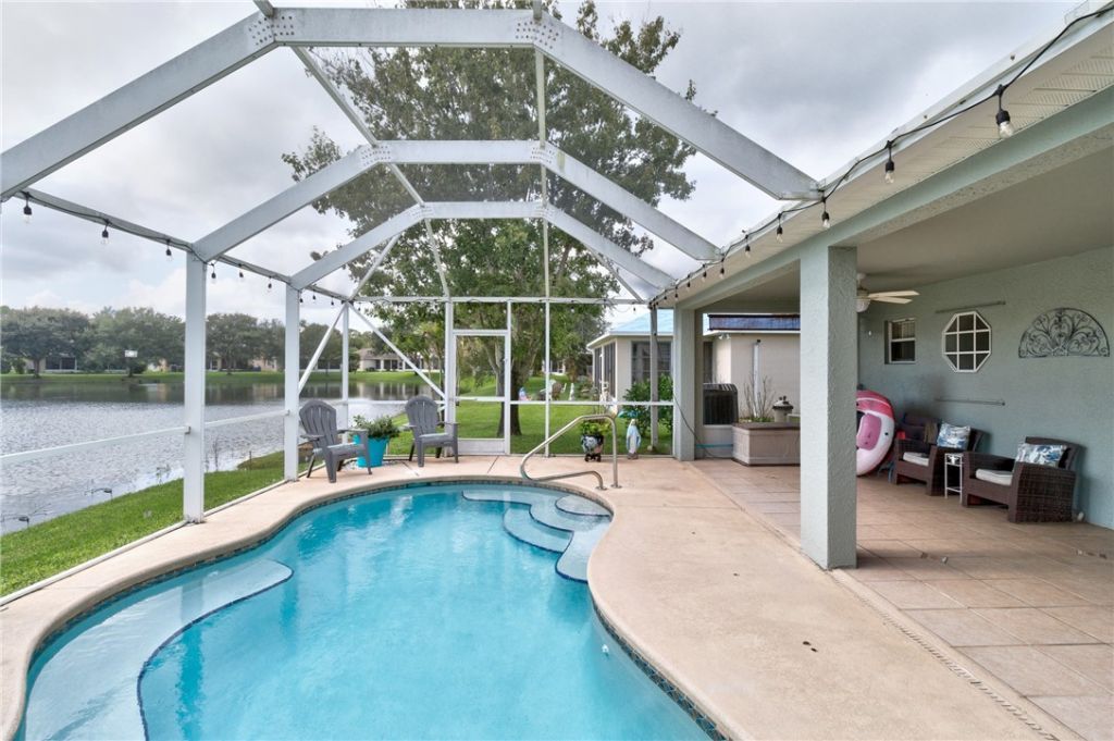 107 Morgan Circle, Sebastian, FL 32958 Photo