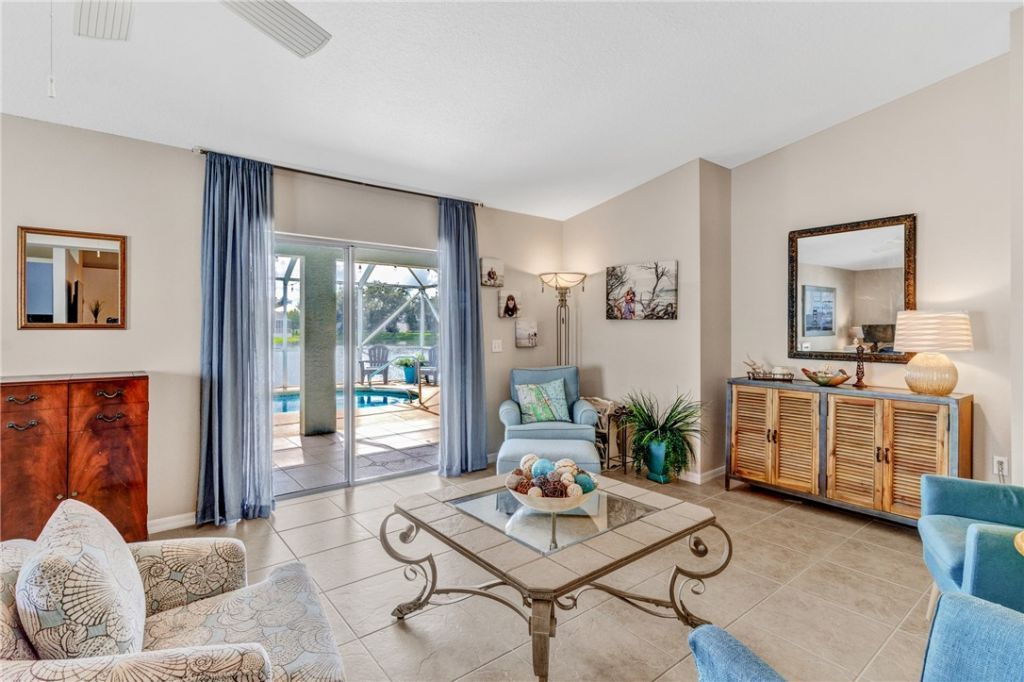 107 Morgan Circle, Sebastian, FL 32958 Photo