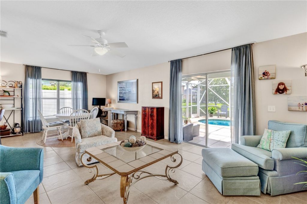 107 Morgan Circle, Sebastian, FL 32958 Photo