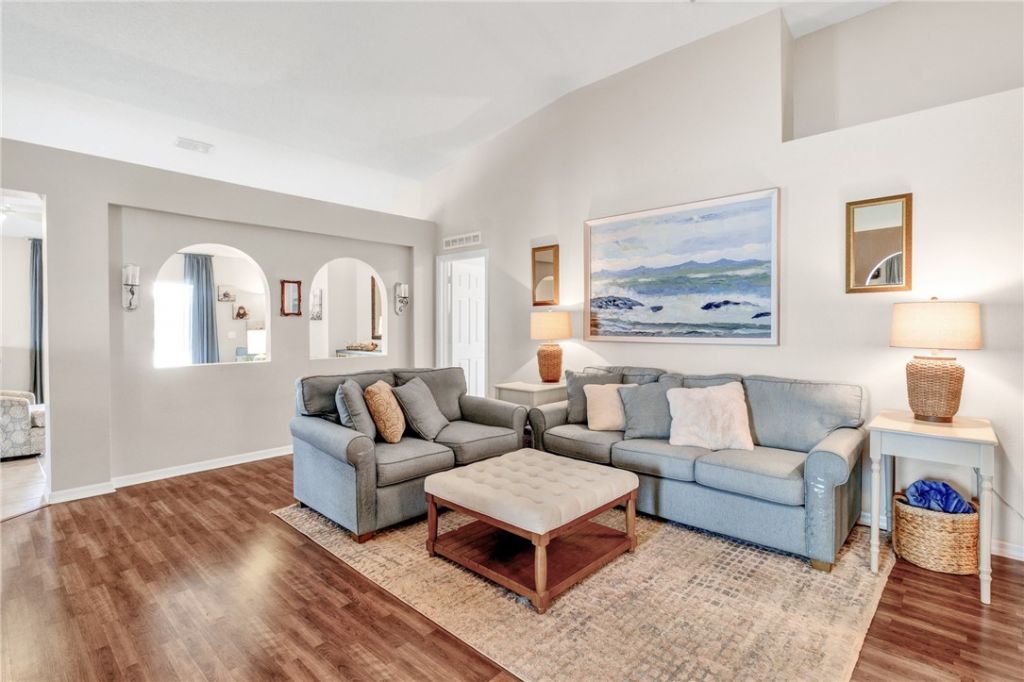 107 Morgan Circle, Sebastian, FL 32958 Photo