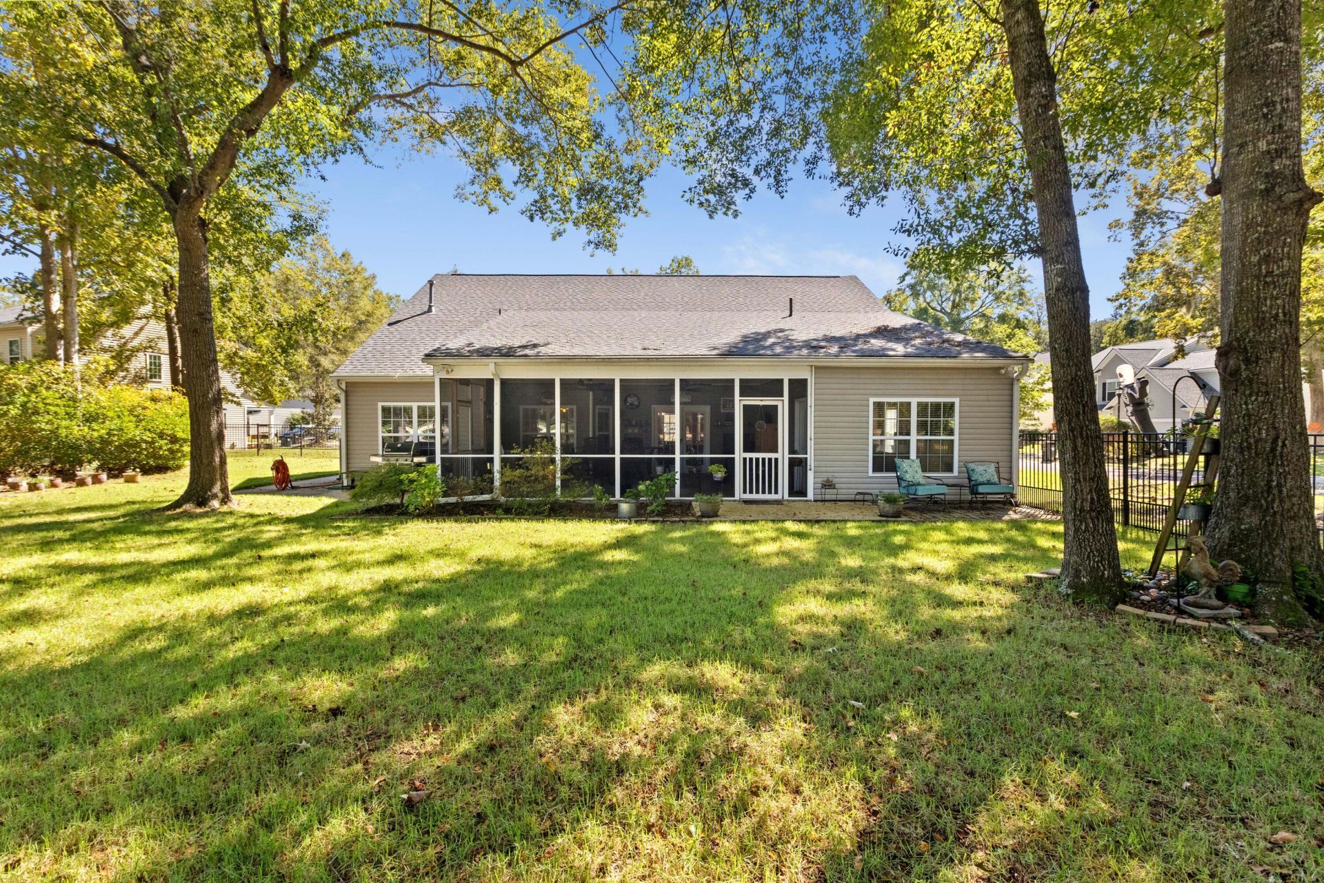 5204 Birdie Lane Photo 37