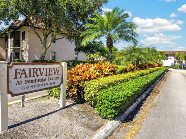 10628 NW 10th St, Unit 203, Pembroke Pines, FL 33026