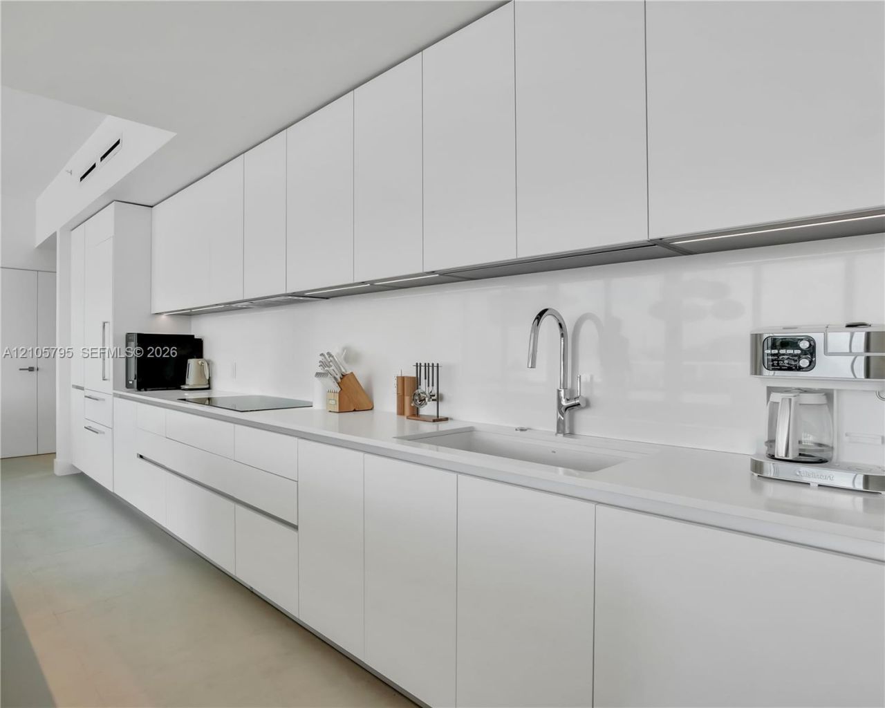 407 N Riverside Dr , Unit 202, Pompano Beach, FL 33062 Photo