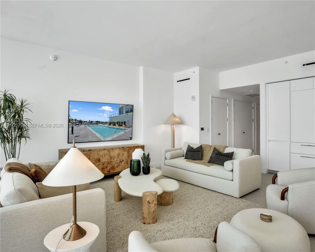 407 N Riverside Dr , Unit 202, Pompano Beach, FL 33062 Photo