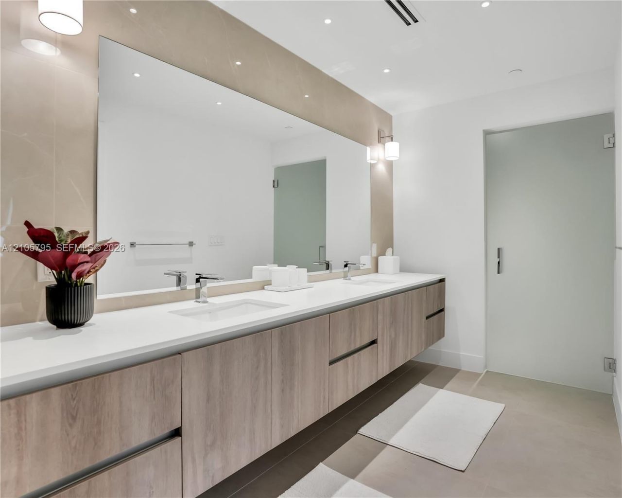 407 N Riverside Dr , Unit 202, Pompano Beach, FL 33062 Photo