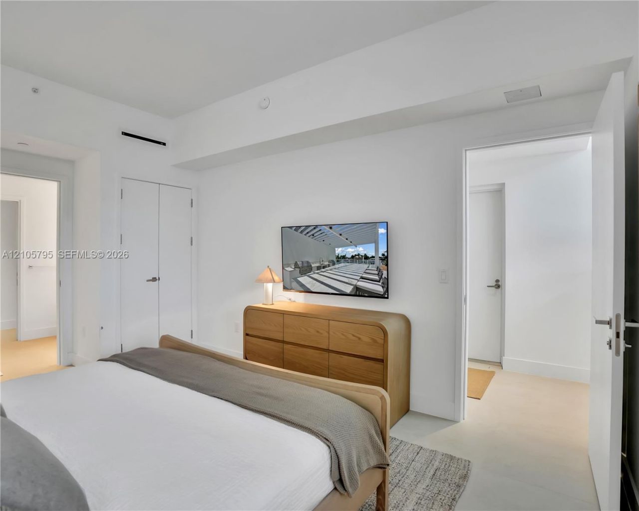 407 N Riverside Dr , Unit 202, Pompano Beach, FL 33062 Photo