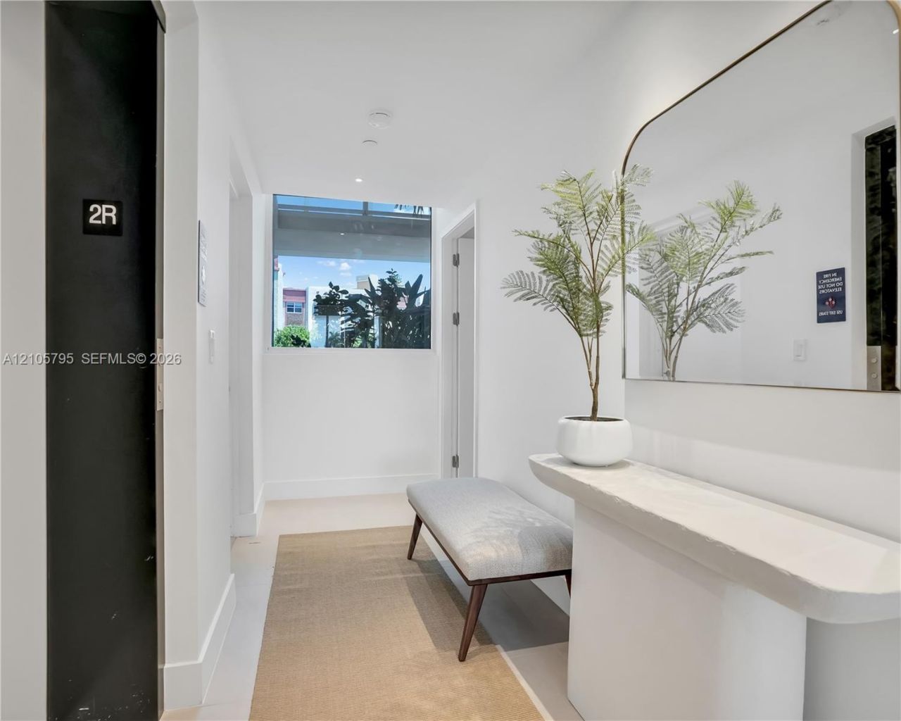 407 N Riverside Dr , Unit 202, Pompano Beach, FL 33062 Photo