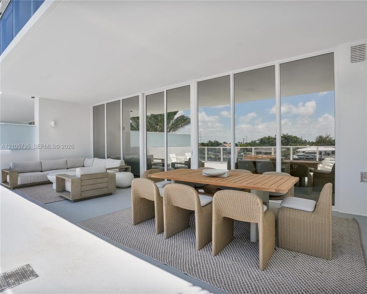 407 N Riverside Dr , Unit 202, Pompano Beach, FL 33062 Photo