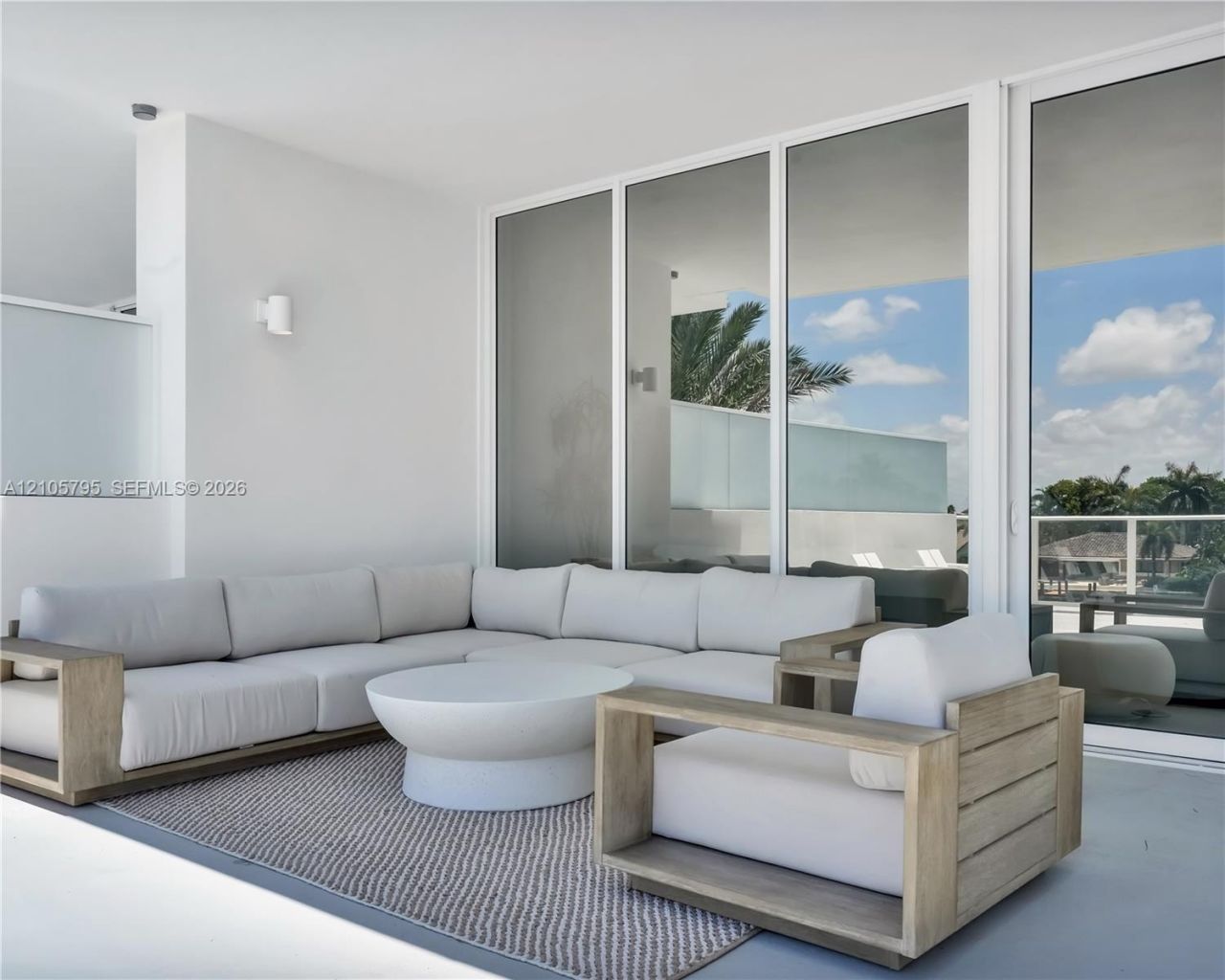 407 N Riverside Dr , Unit 202, Pompano Beach, FL 33062 Photo