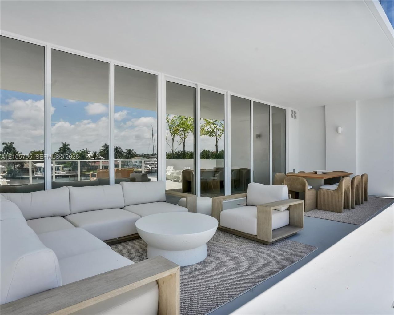 407 N Riverside Dr , Unit 202, Pompano Beach, FL 33062 Photo