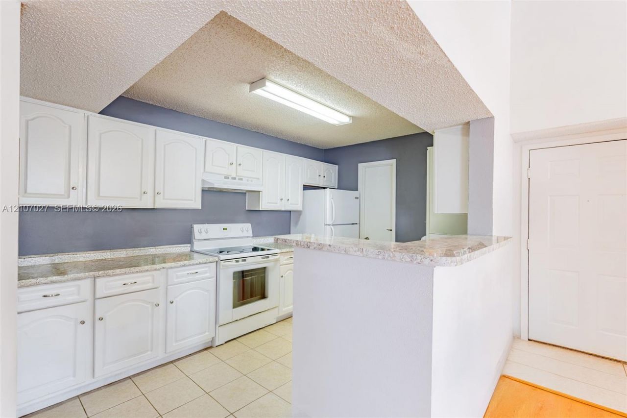 15050 SW 103rd Ter, Unit 7202, Miami, FL 33196 Photo
