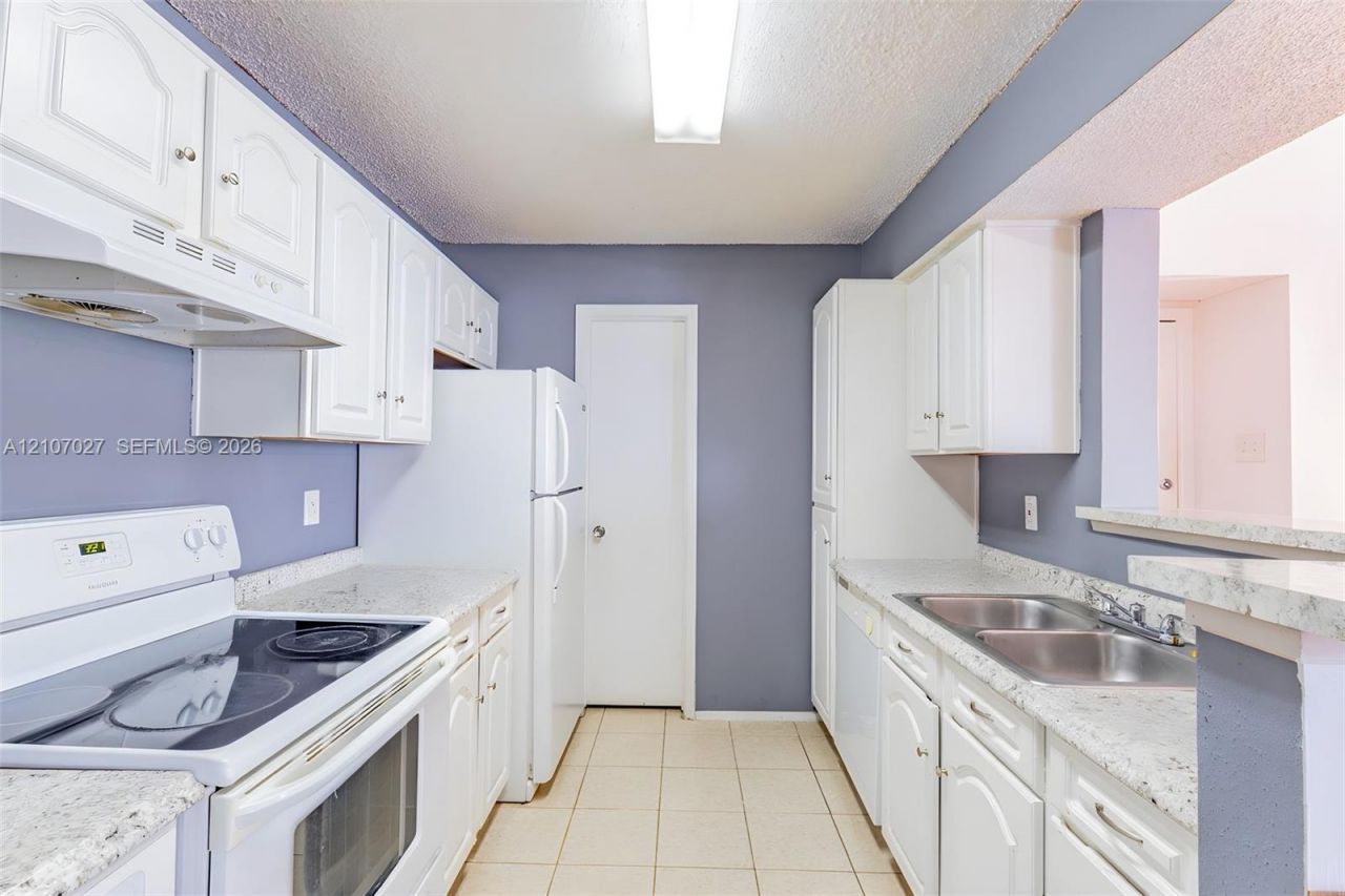 15050 SW 103rd Ter, Unit 7202, Miami, FL 33196 Photo