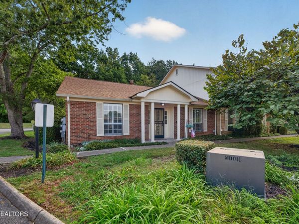 7914 NW Gleason Drive, Knoxville, TN 37919