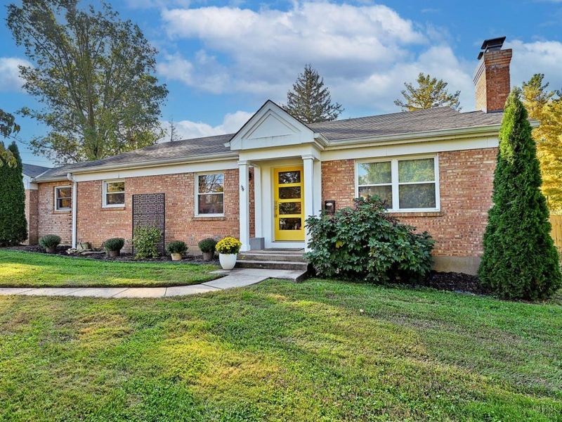 7549 Shawnee Run Road, Madeira, OH 45243 Photo 1