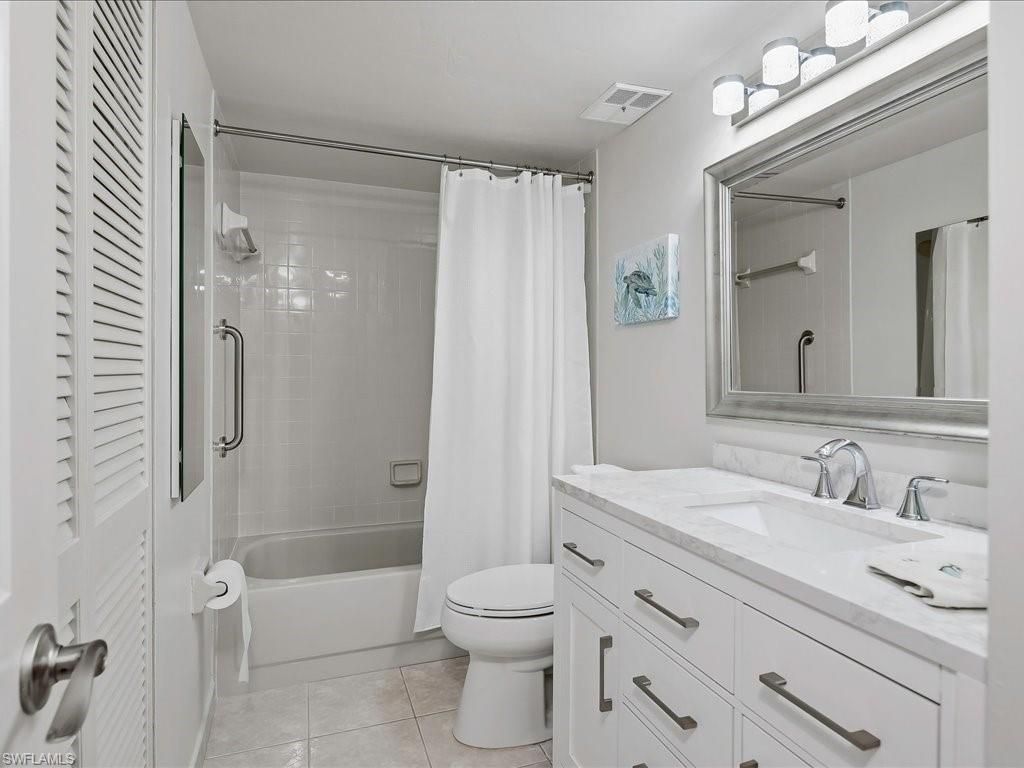 228 Fox Glen Dr, Unit 3205, Naples, FL 34104 Photo