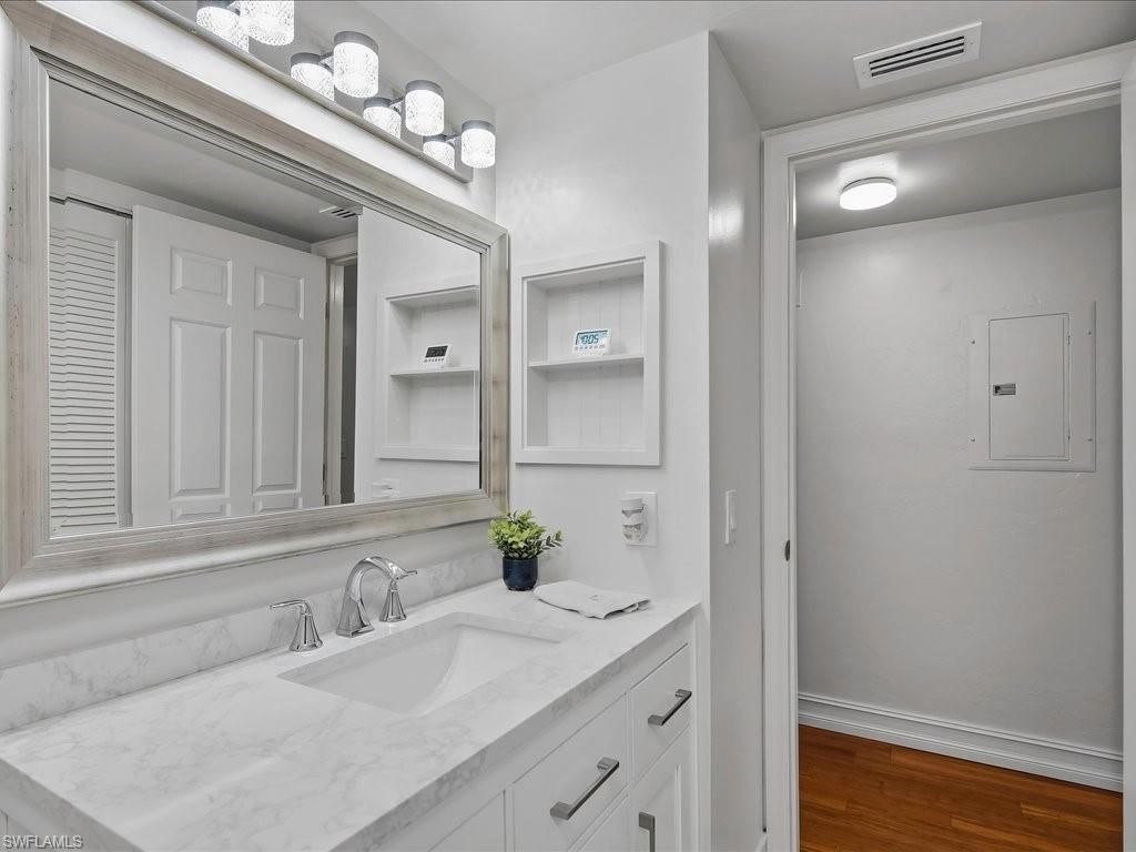 228 Fox Glen Dr, Unit 3205, Naples, FL 34104 Photo