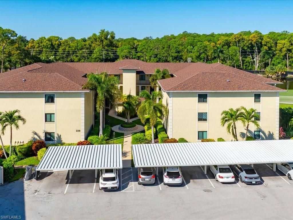 228 Fox Glen Dr, Unit 3205, Naples, FL 34104 Photo