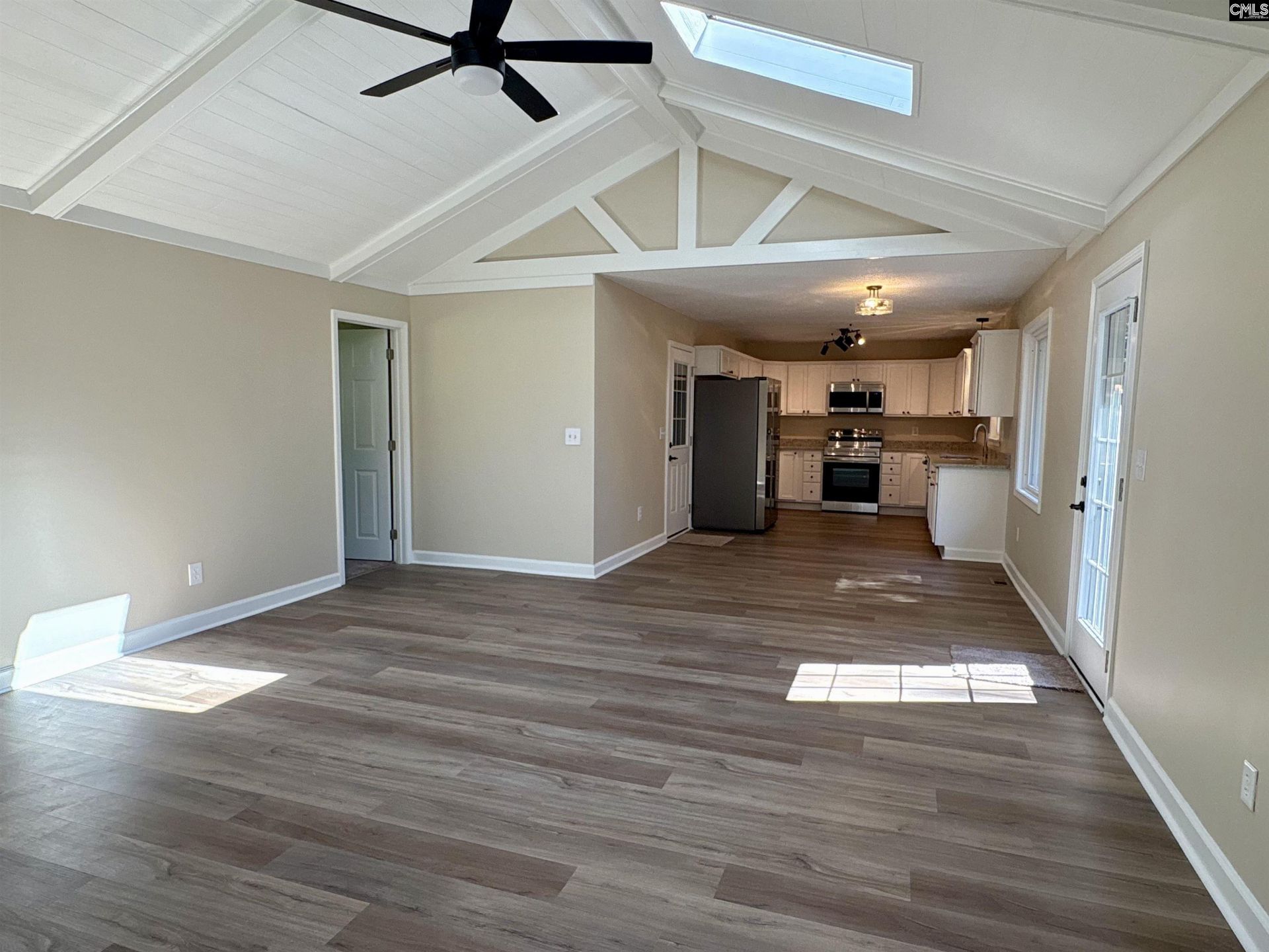 673 N Royal Tower Drive  Photo 15