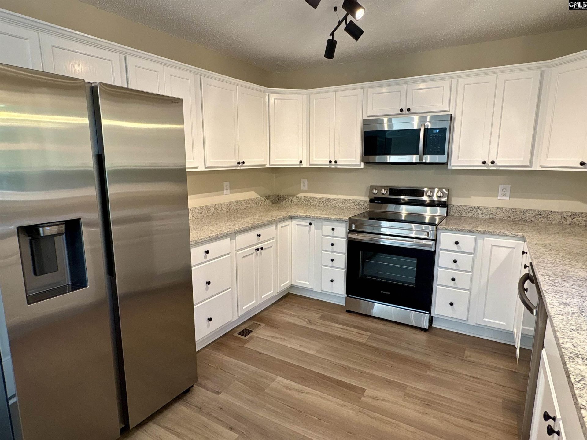 673 N Royal Tower Drive  Photo 22
