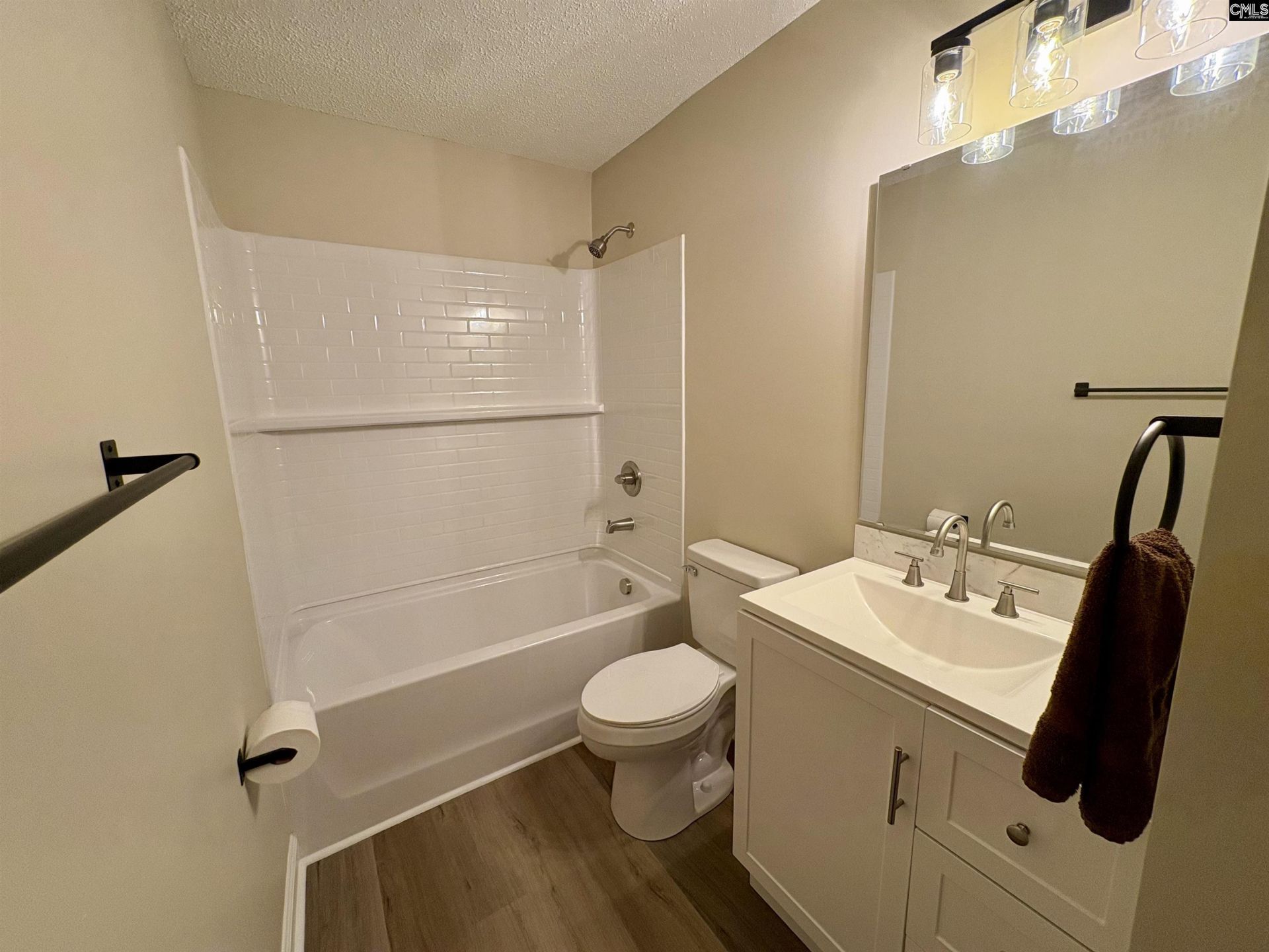 673 N Royal Tower Drive  Photo 24