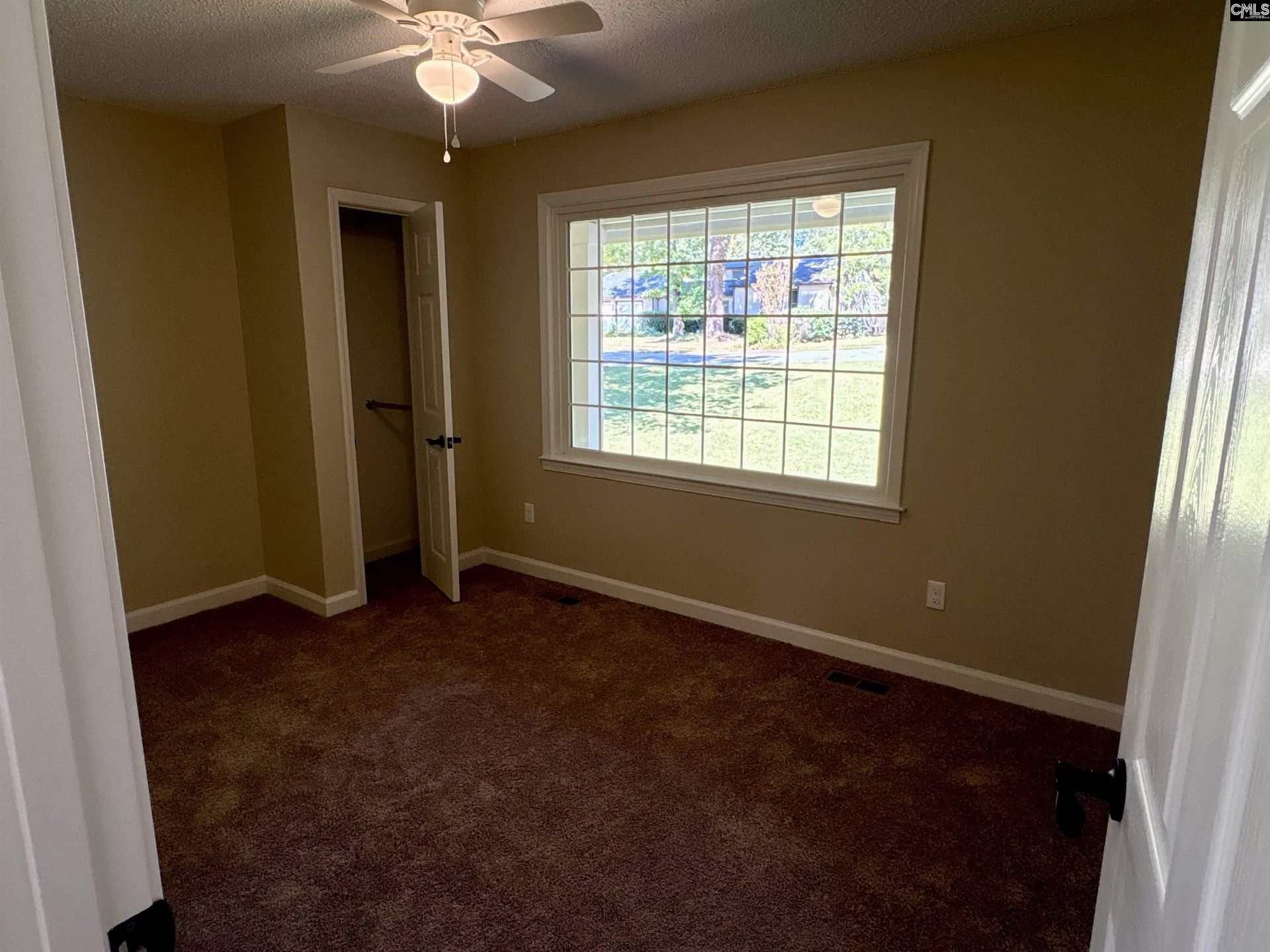 673 N Royal Tower Drive  Photo 27