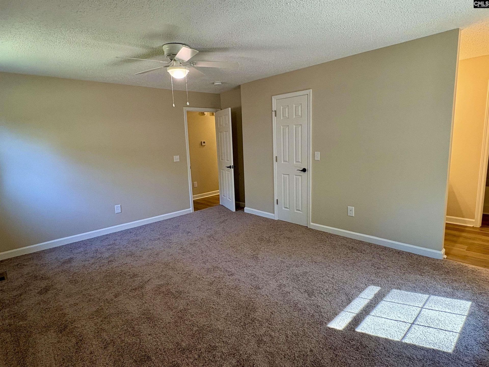673 N Royal Tower Drive  Photo 32