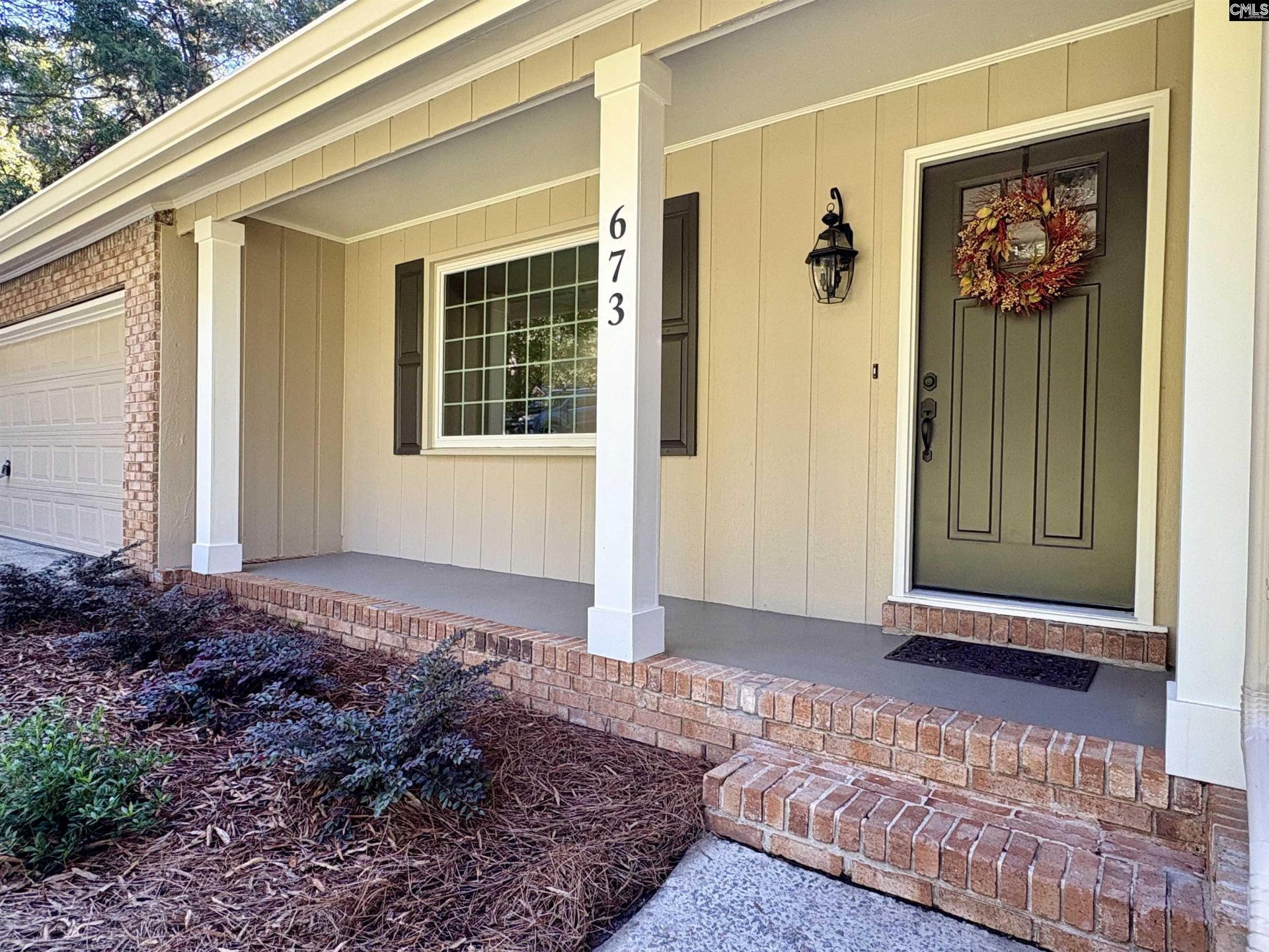 673 N Royal Tower Drive  Photo 6
