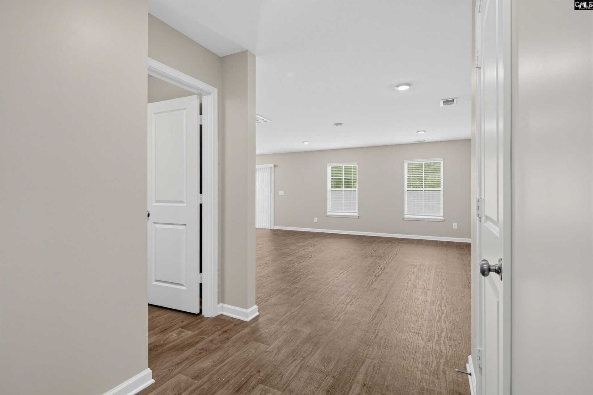 465 Blue Garden Way  Photo 6