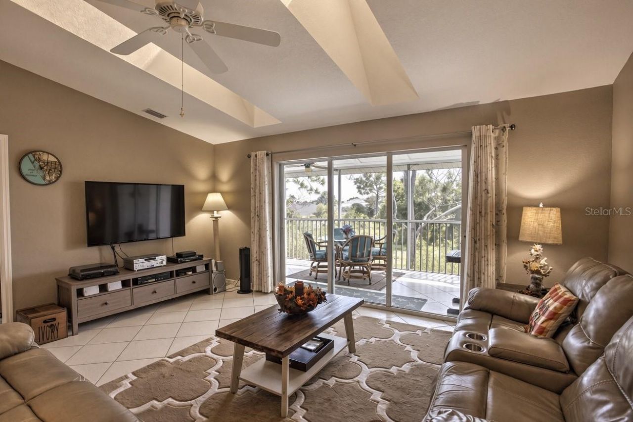 8101 Memory Lane , Unit 220, Rotonda West, FL 33947 Photo
