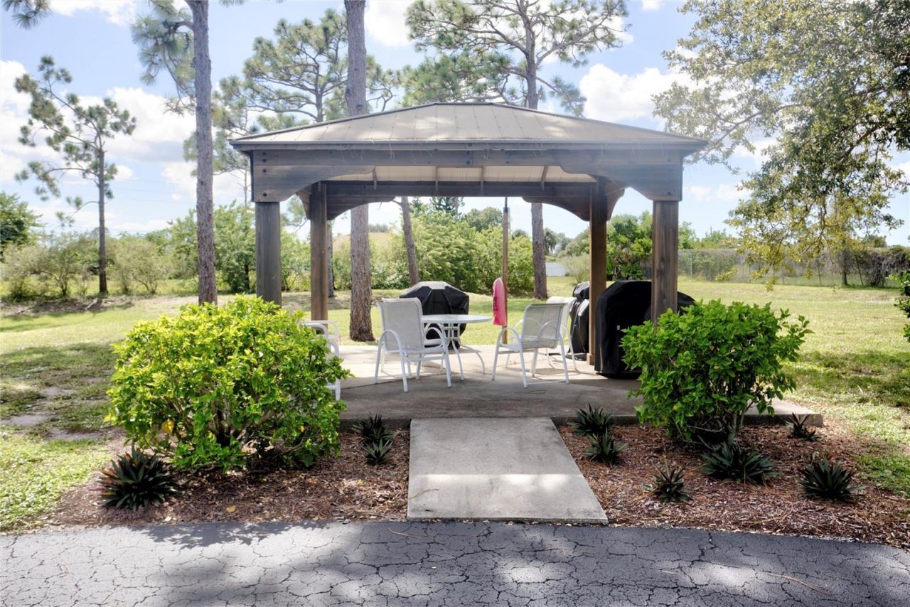 8101 Memory Lane , Unit 220, Rotonda West, FL 33947 Photo