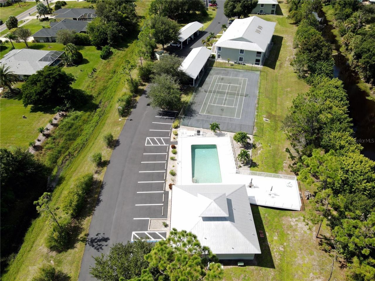 8101 Memory Lane , Unit 220, Rotonda West, FL 33947 Photo