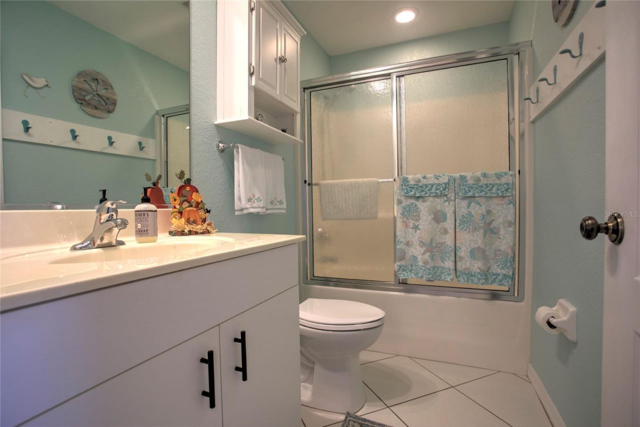 8101 Memory Lane , Unit 220, Rotonda West, FL 33947 Photo