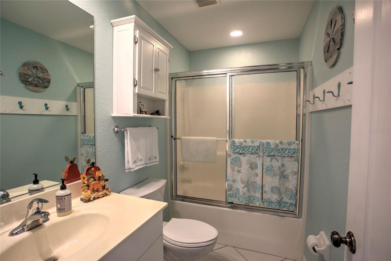 8101 Memory Lane , Unit 220, Rotonda West, FL 33947 Photo