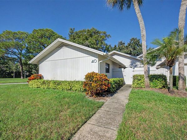 492 LAKEVIEW DRIVE , Unit 40, PALM HARBOR, FL 34683