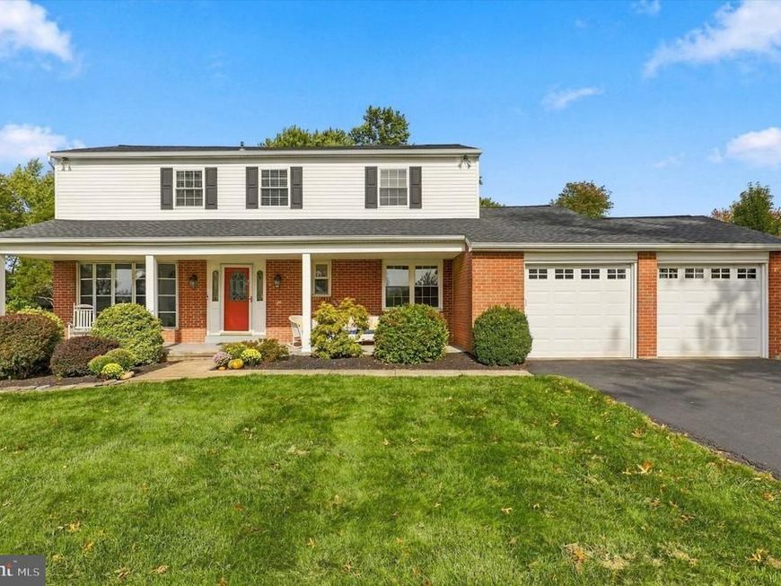 947 Patriot Drive, Lansdale, PA 19446 Main Photo