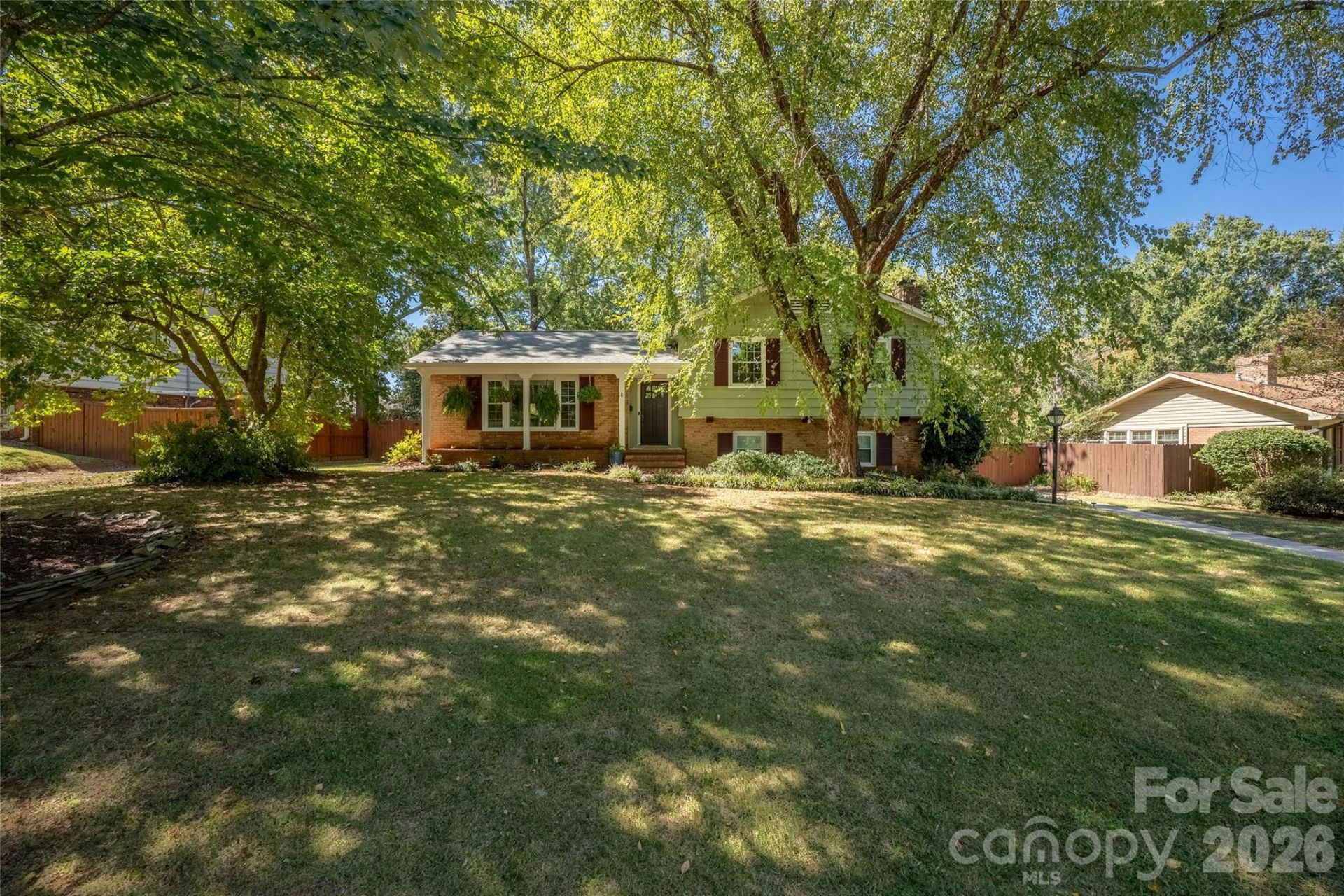 1912 Wedgedale Drive, Charlotte, NC 28210 Main Photo