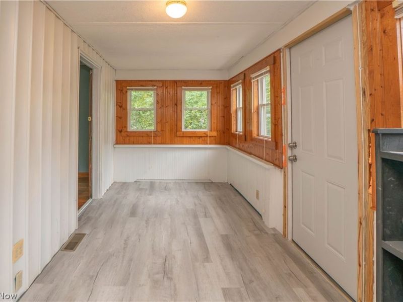 2491 Perry Drive SW, Canton, OH 44706 Photo 18