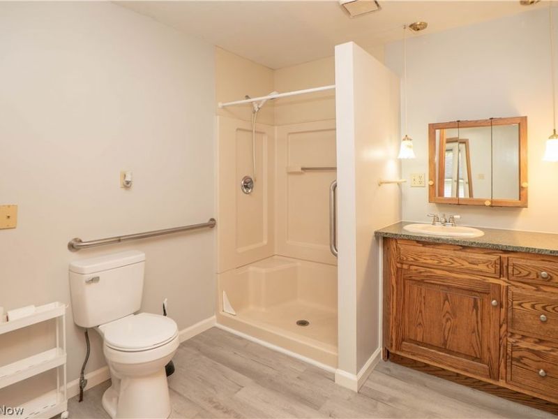 2491 Perry Drive SW, Canton, OH 44706 Photo 22