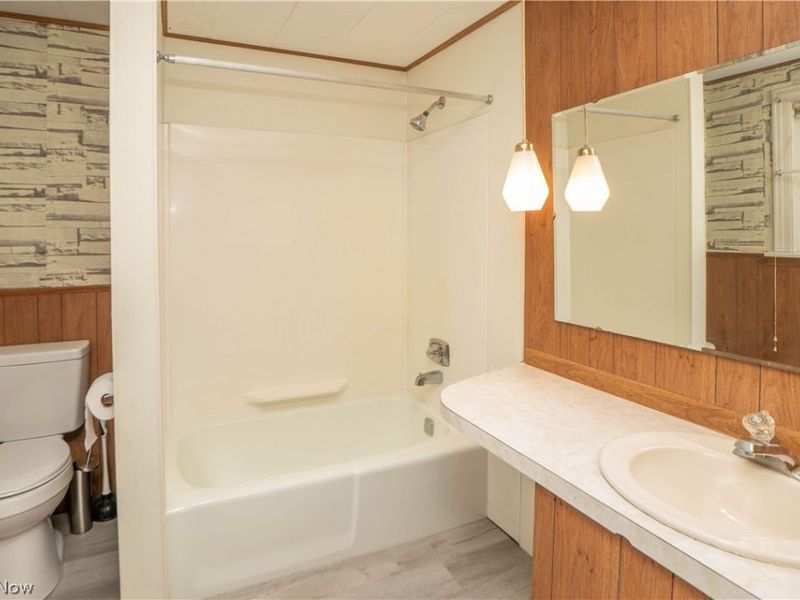 2491 Perry Drive SW, Canton, OH 44706 Photo 30