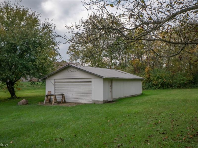 2491 Perry Drive SW, Canton, OH 44706 Photo 37