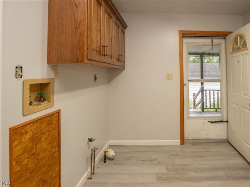 2491 Perry Drive SW, Canton, OH 44706 Photo 5