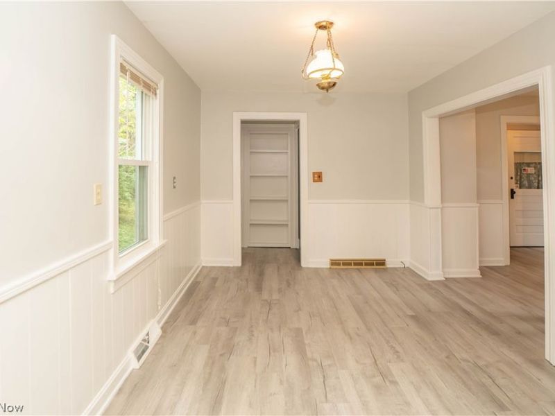 2491 Perry Drive SW, Canton, OH 44706 Photo 7