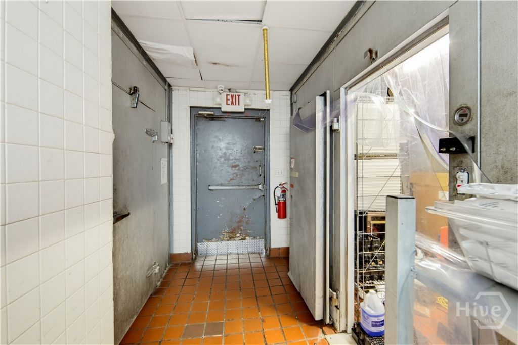 2149 Boundary Street  Photo 22