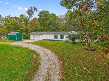 21638 Buena Vista Road , Rockbridge, OH 43149